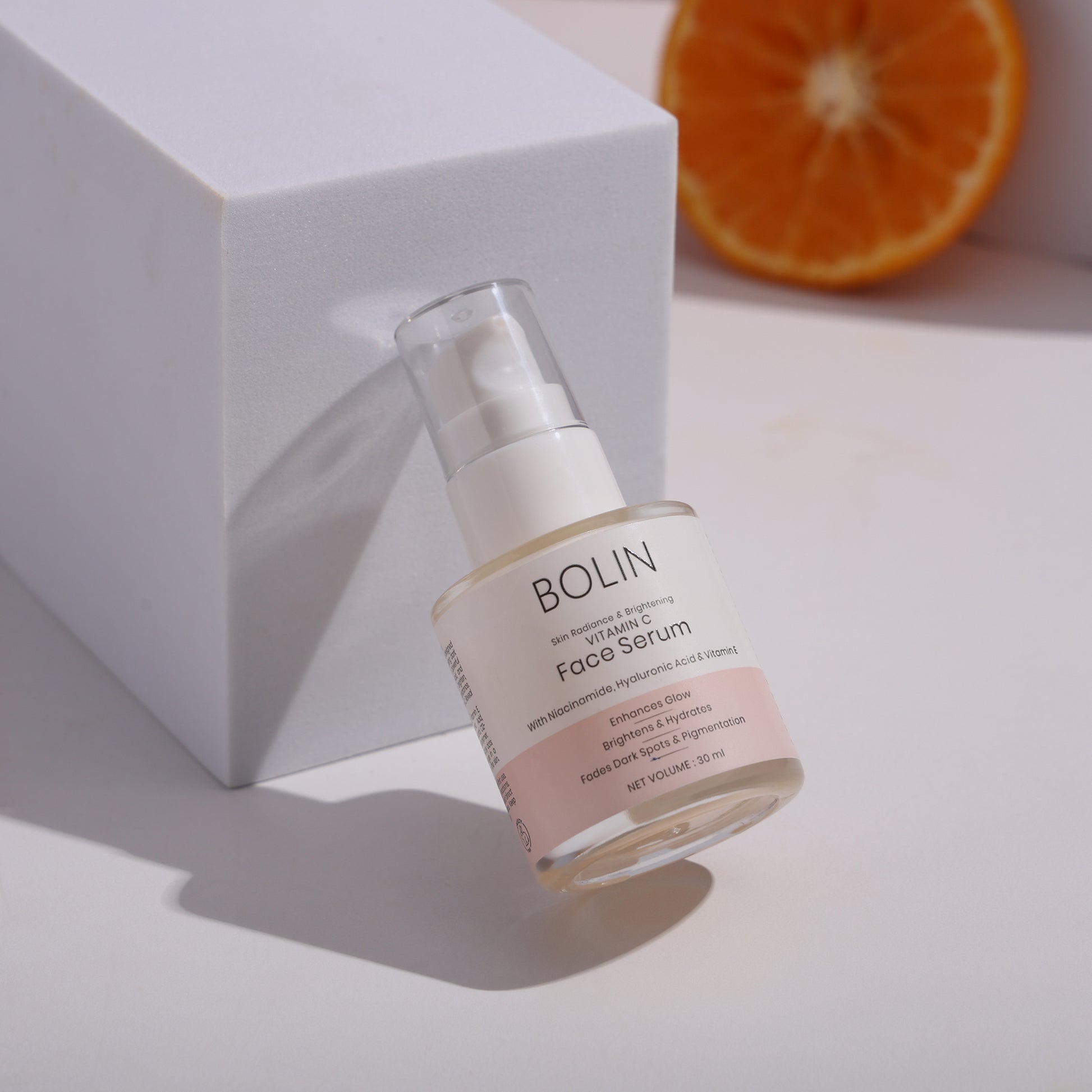         best face serum for glow and dark spots, vitamin C serum with niacinamide and kojic acid